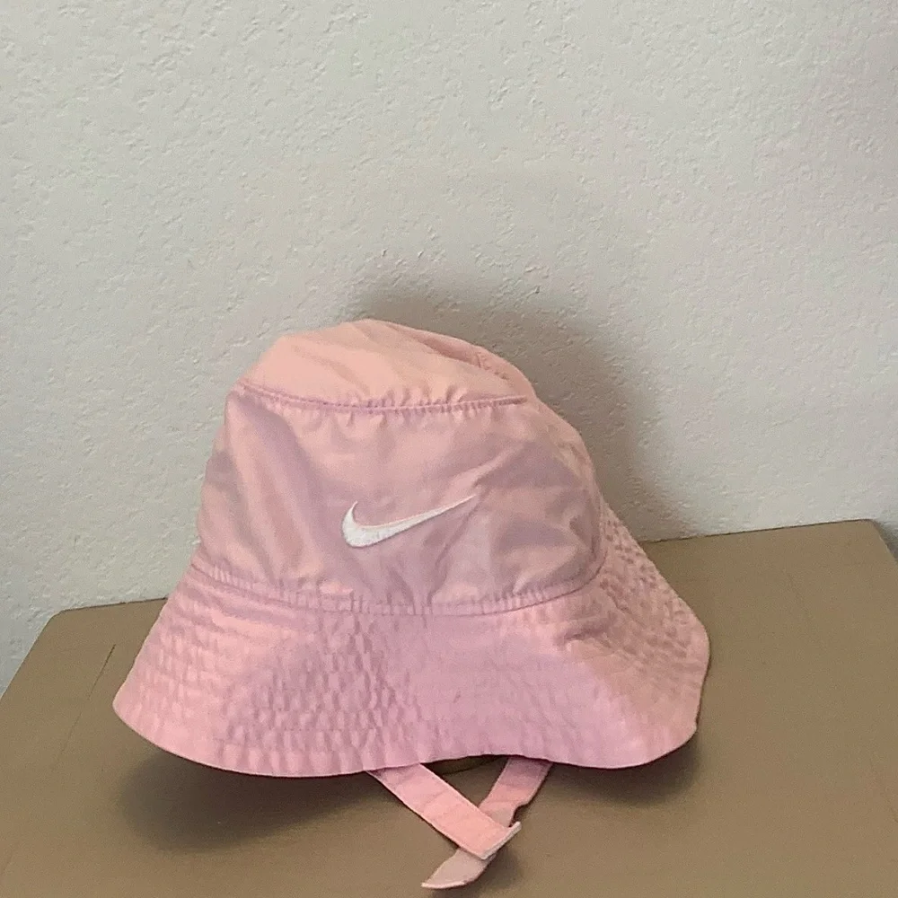 Nike Toddler Girls' Bucket Hat 🎀